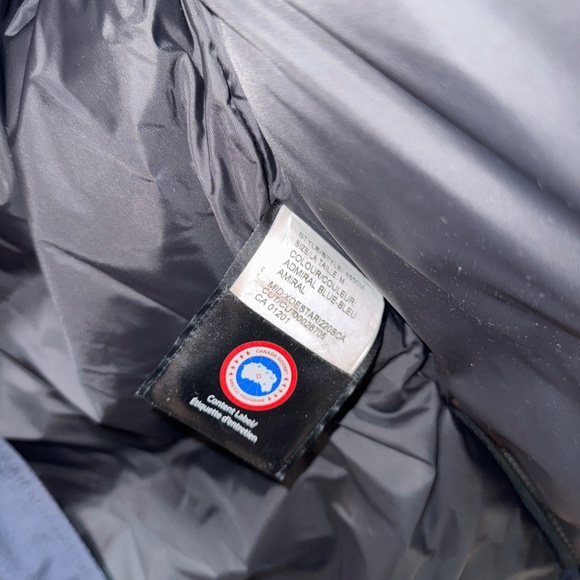 Navy Canada Goose Men's Maitland Parka - Size M - Picture 4 of 5